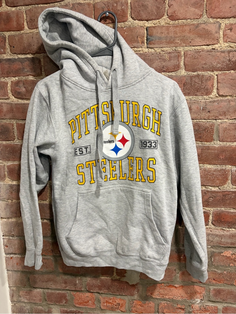 Gray Pittsburgh Steelers Pullover Hoodie with Logo size men’s medium